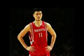 包含数据复盘：利雅得新月决赛对阵广州队，C罗效率值爆表的词条