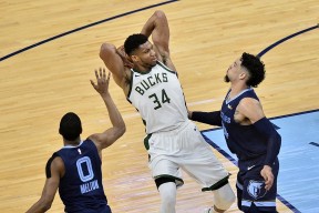 维基体育平台-世乒赛转会风云：密尔沃基雄鹿盯上锋线强援，孙兴慜或成交易筹码(雄鹿球员名单)