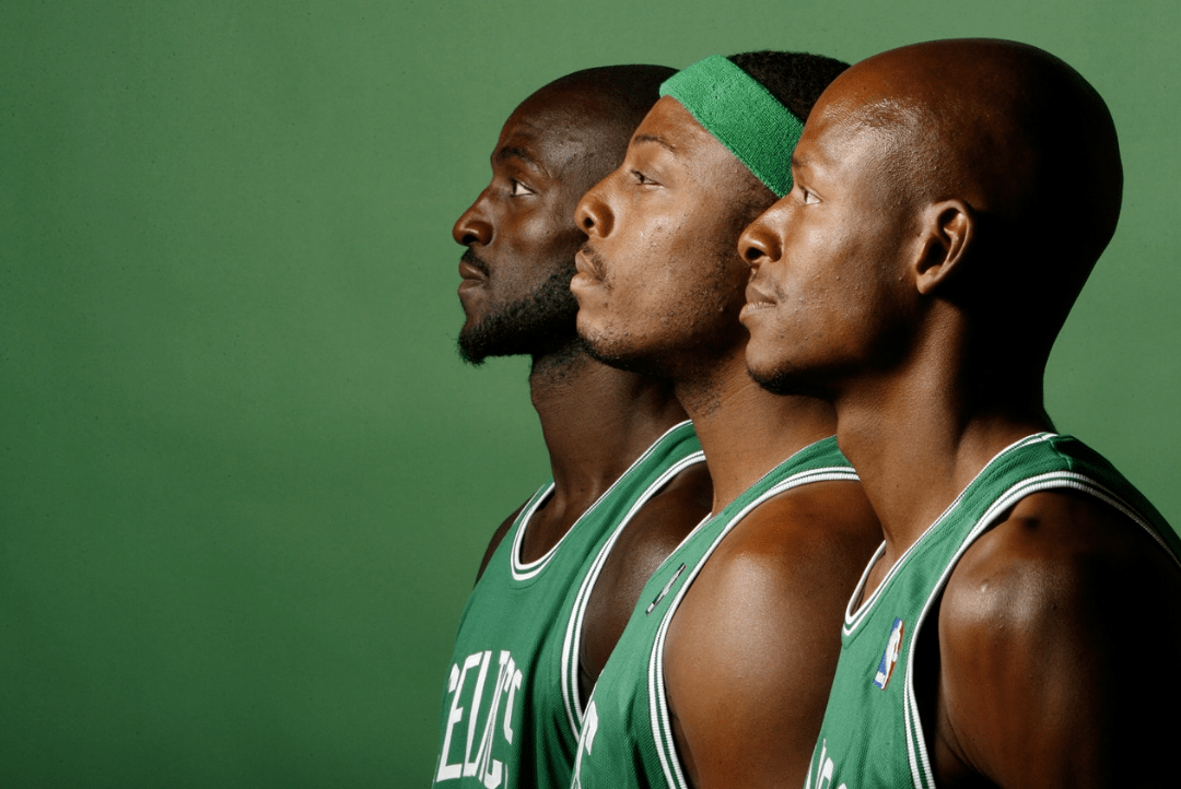  爆冷引发热议！，蒂姆在TL比赛中出色防守观众掌声雷动