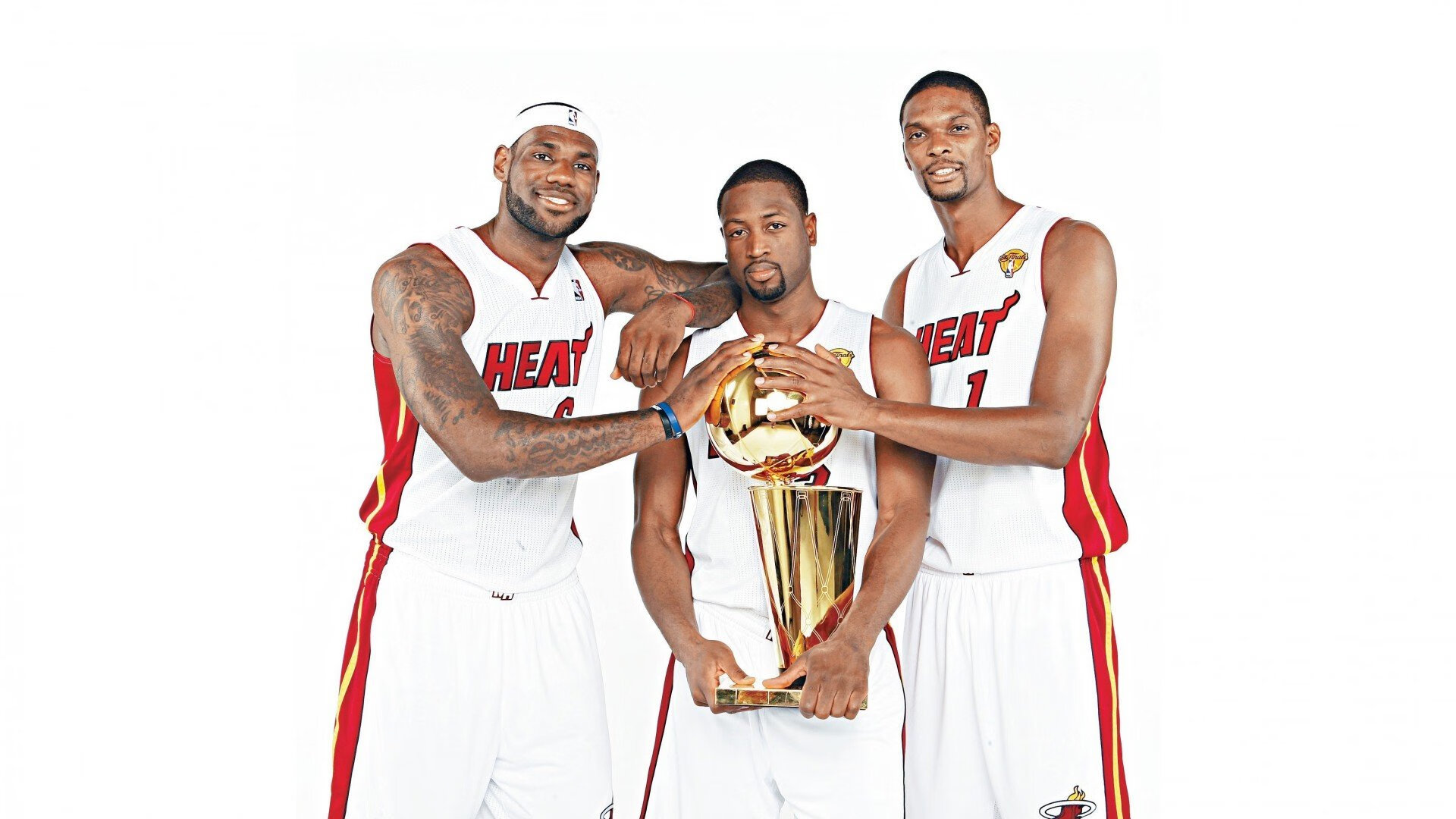 世乒赛转会风云：密尔沃基雄鹿盯上锋线强援，孙兴慜或成交易筹码(雄鹿球员名单)